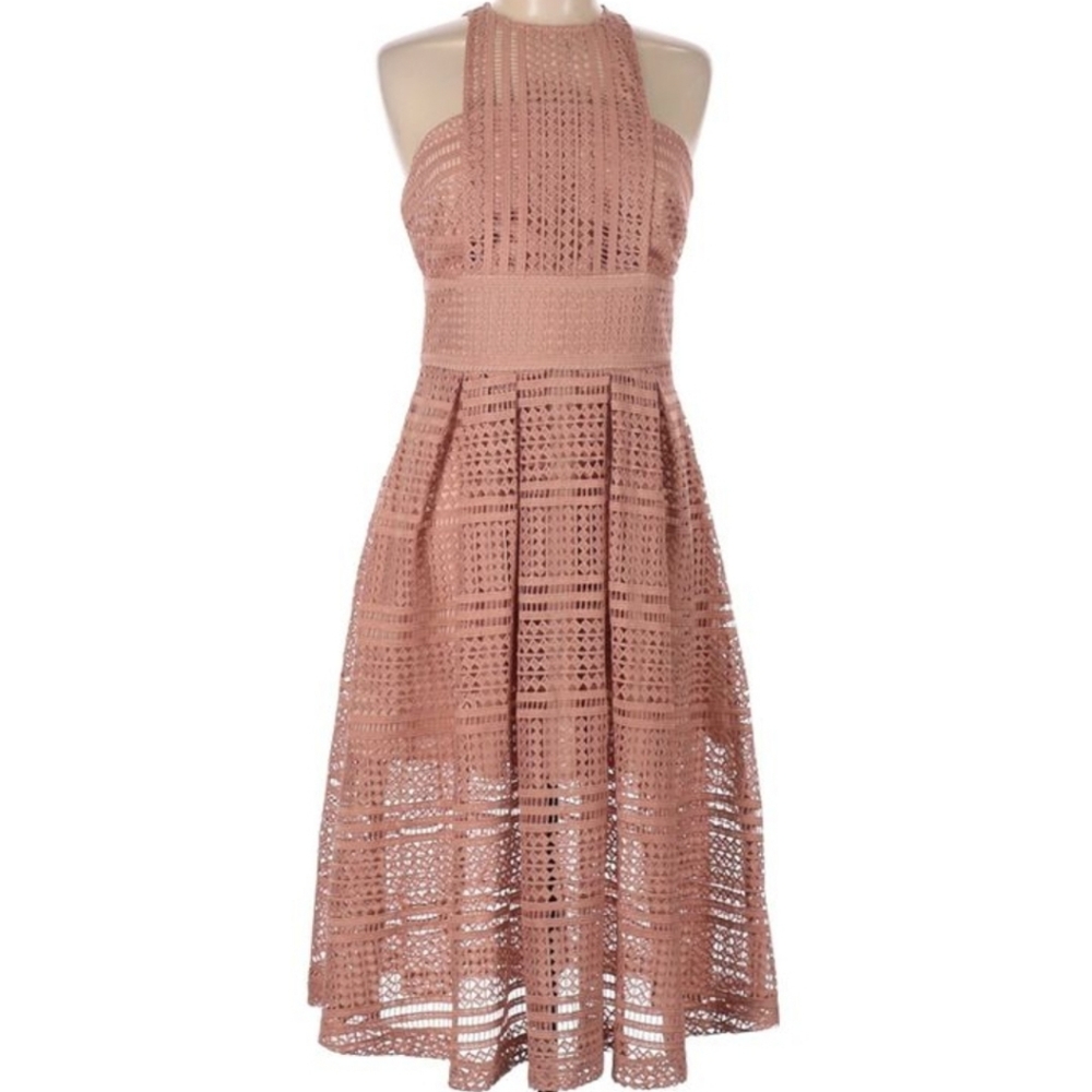 Ministry of Style, Size 8, Blush